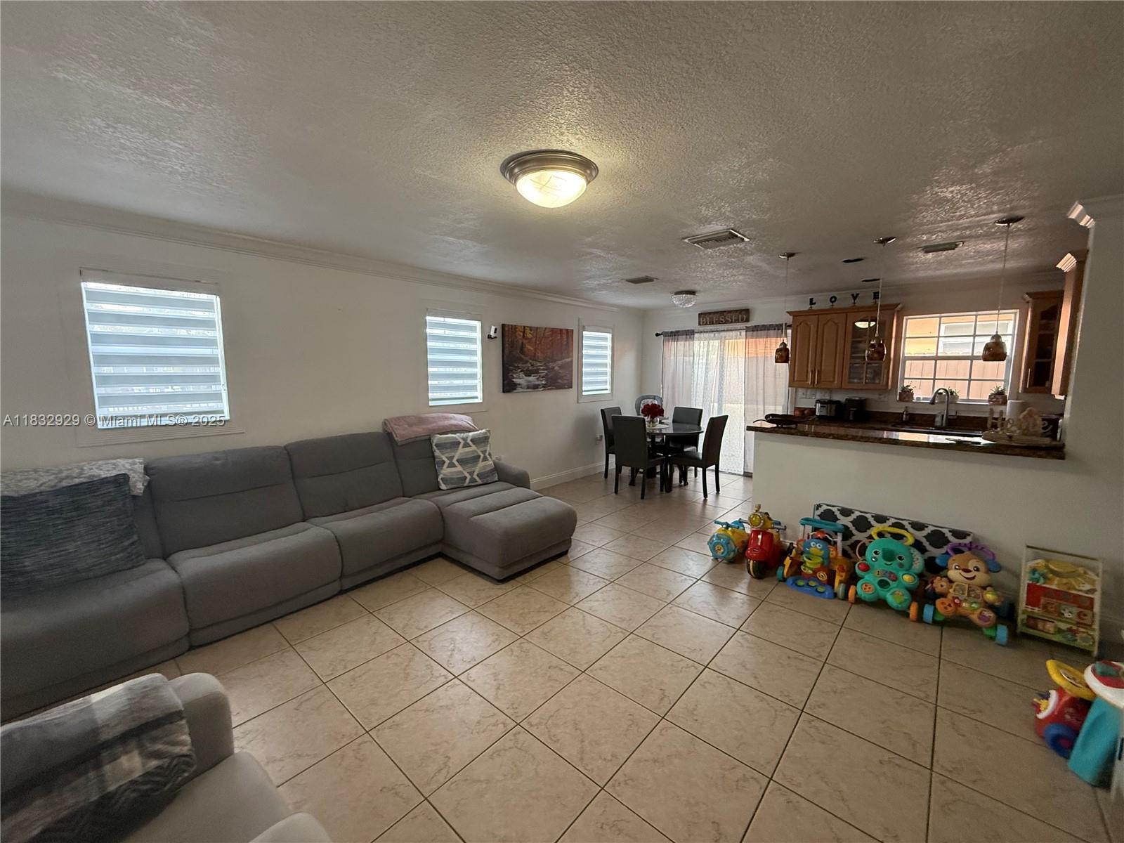 SUNLAND PARK SECTION 2 - Residential