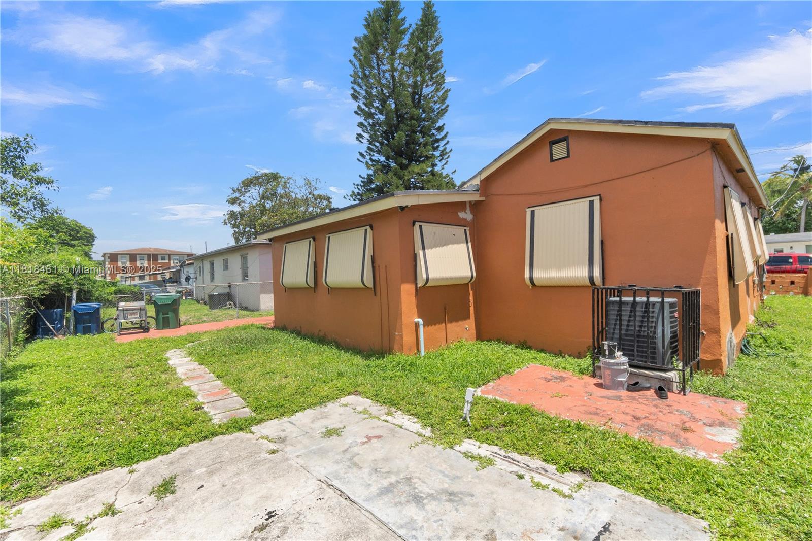 COMM LIBERTY CITY 2ND SEC - Residential