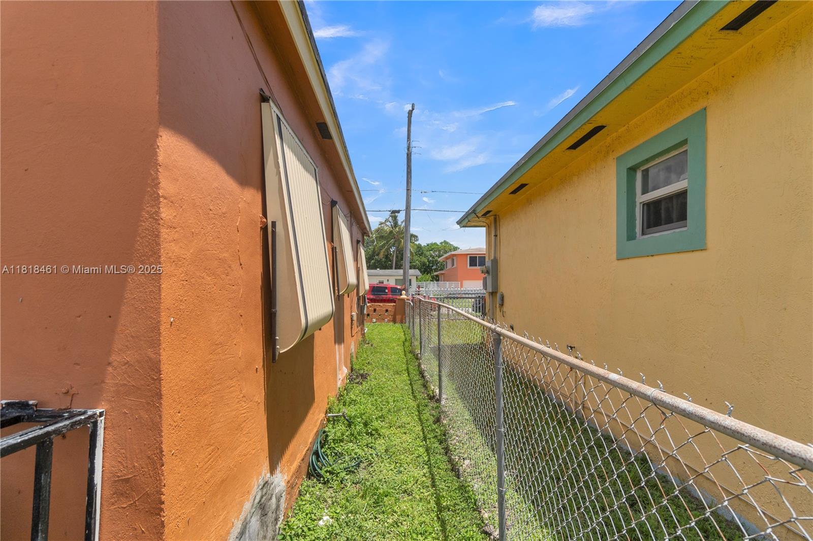 COMM LIBERTY CITY 2ND SEC - Residential