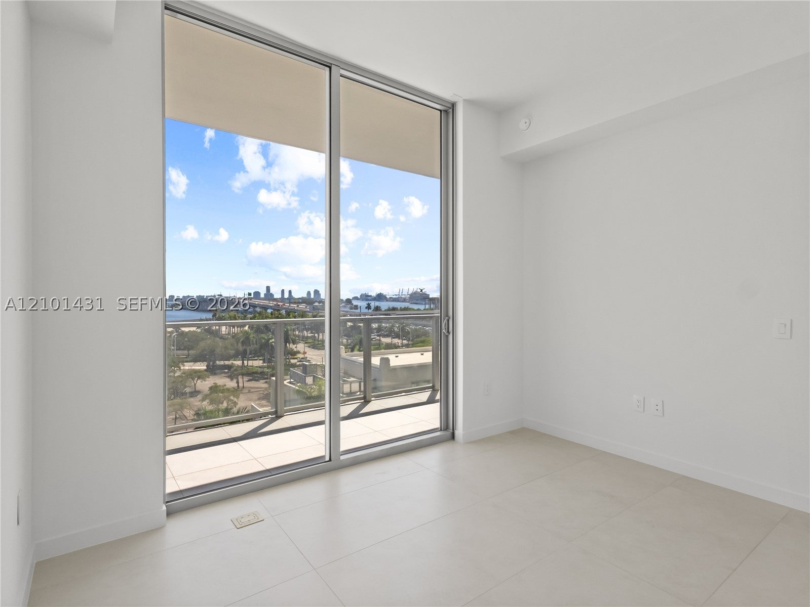 1400 Biscayne Blvd 608