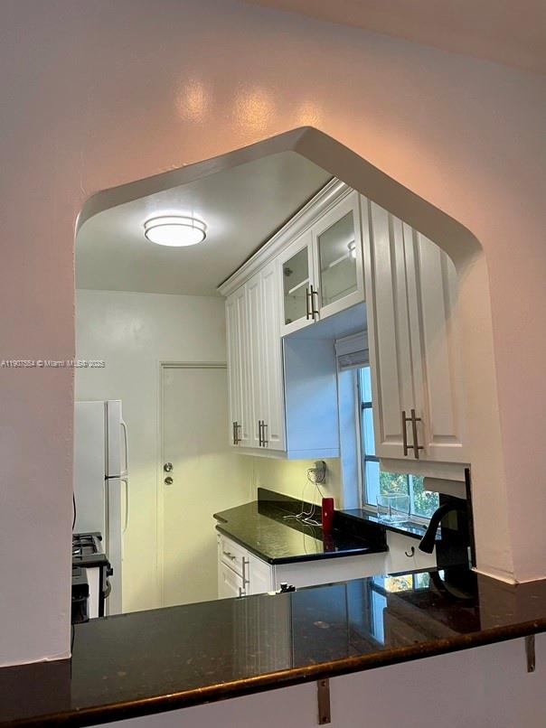 ESPANOLA COURT CONDO - Residential Lease