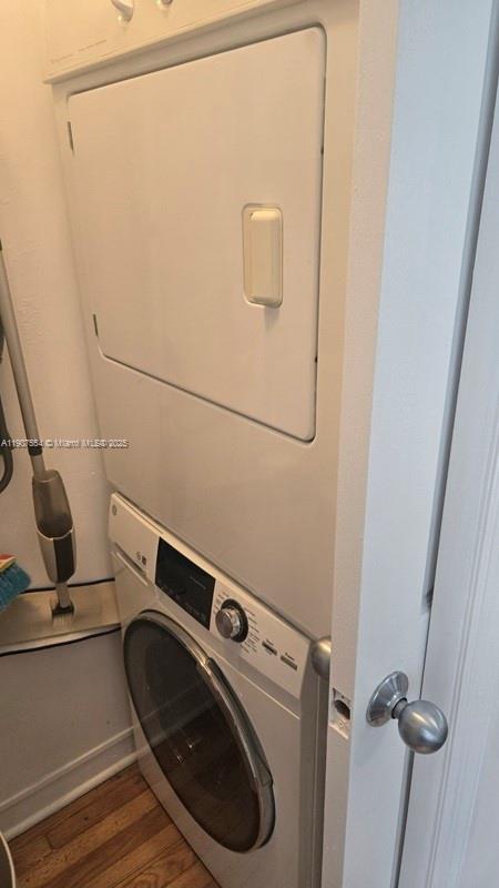 ESPANOLA COURT CONDO - Residential Lease