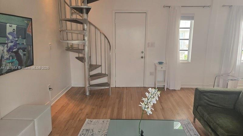 ESPANOLA COURT CONDO - Residential Lease