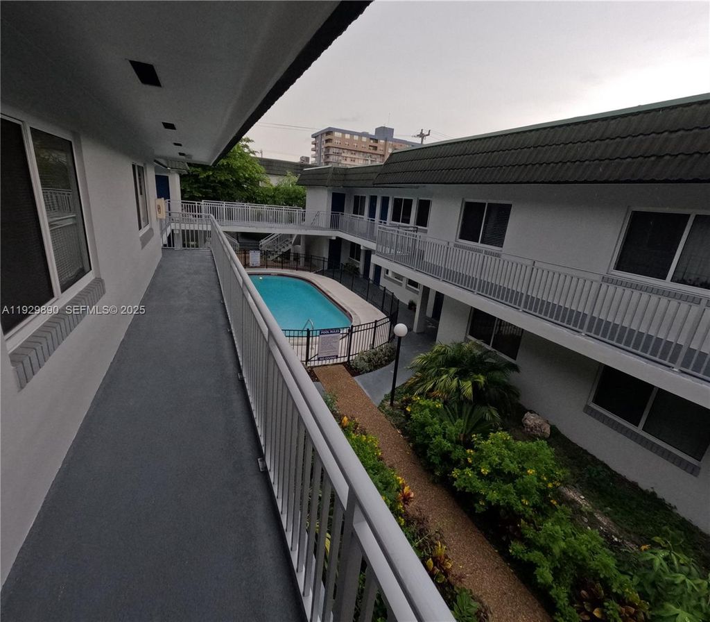 Photo of 1010 SE 15th St #209, Fort Lauderdale, FL 33316 (MLS # A11929890)