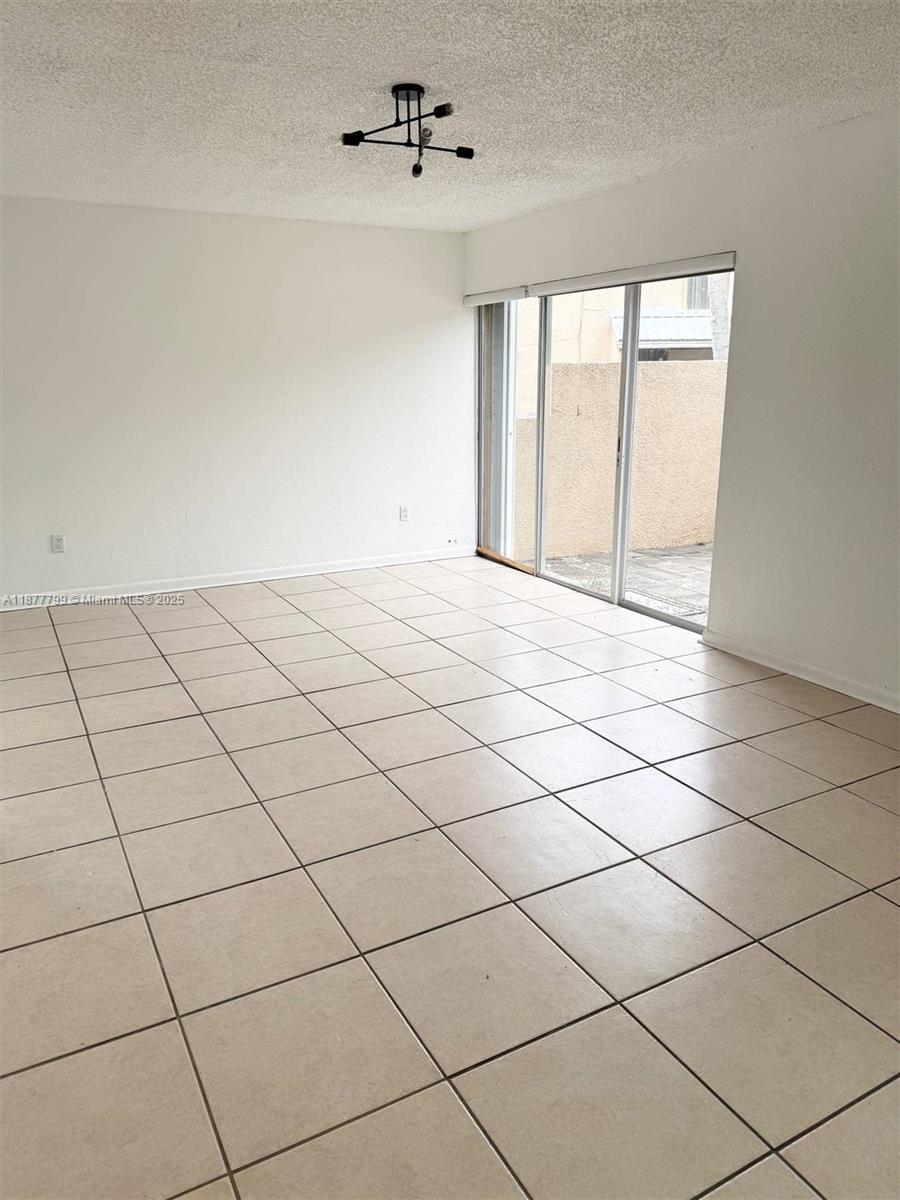 PINEBROOKE CONDO BLDG H - Residential