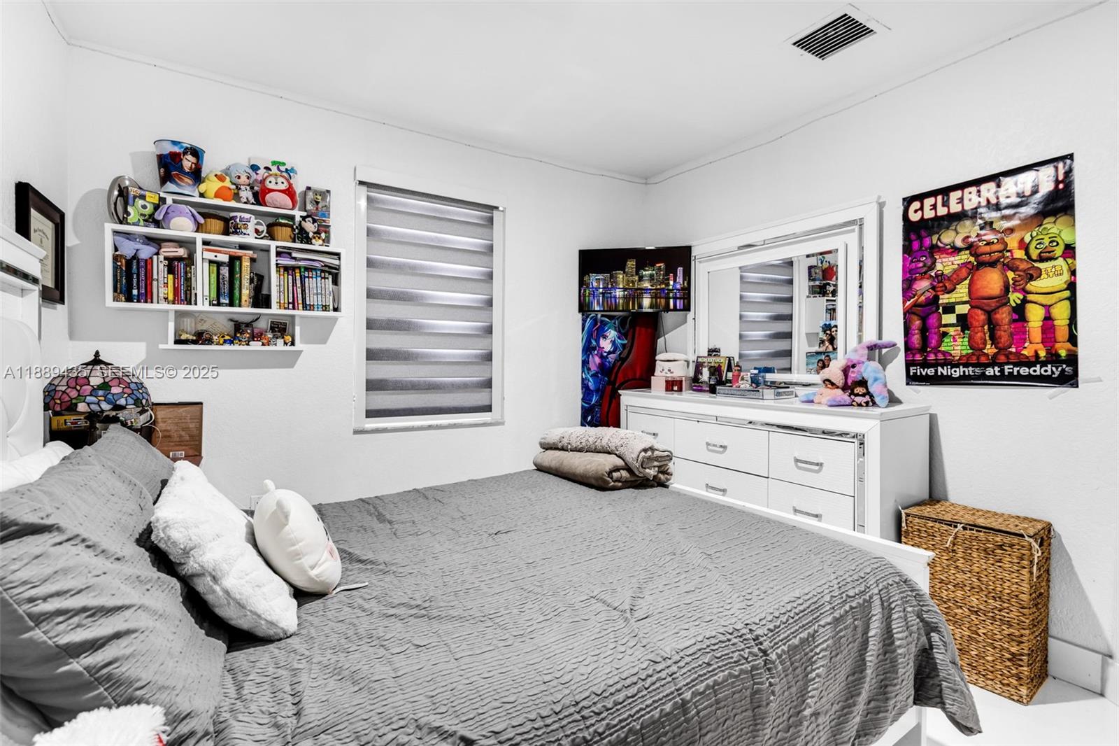 THE TROPICS AMD - Residential