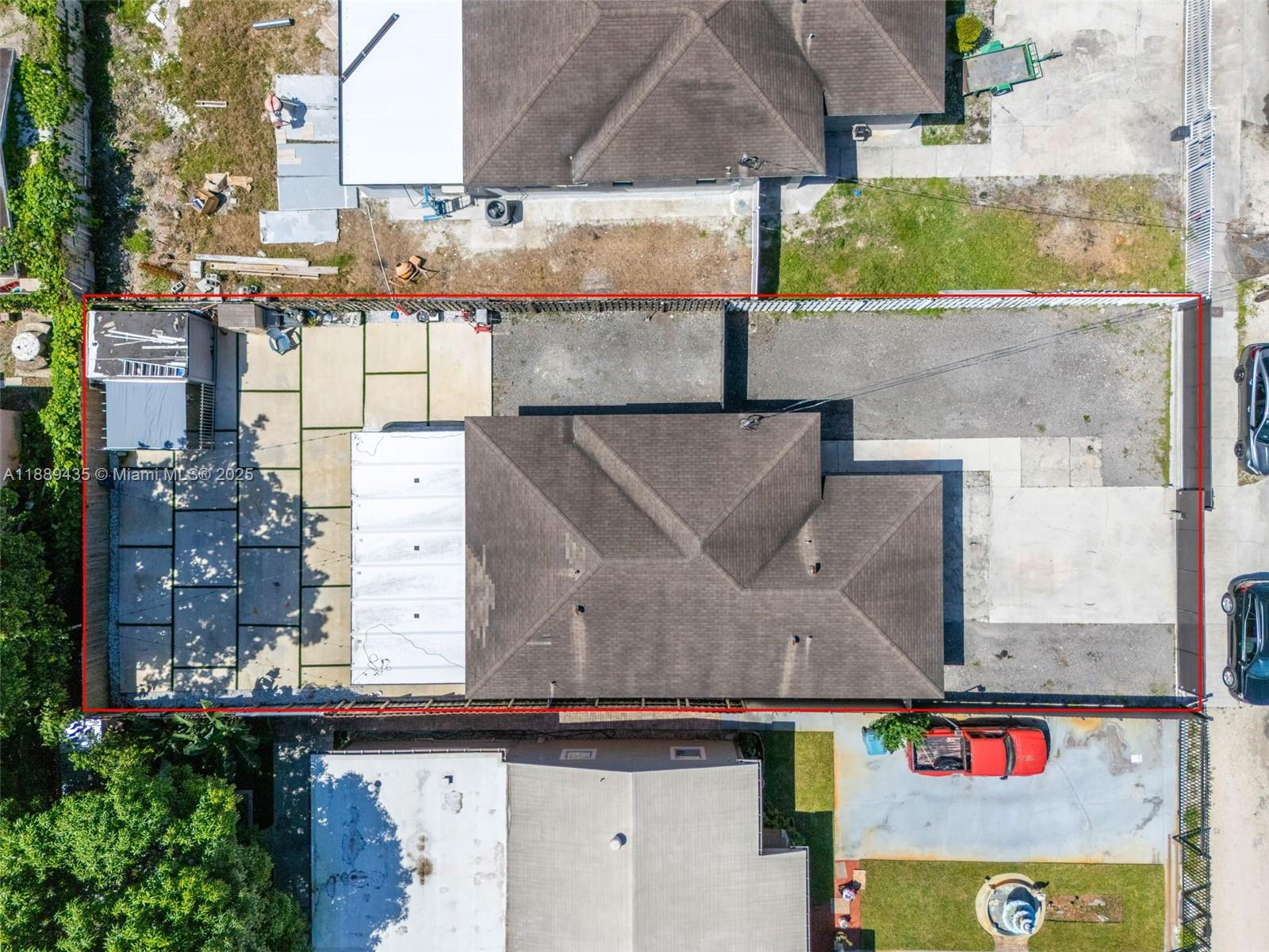 THE TROPICS AMD - Residential