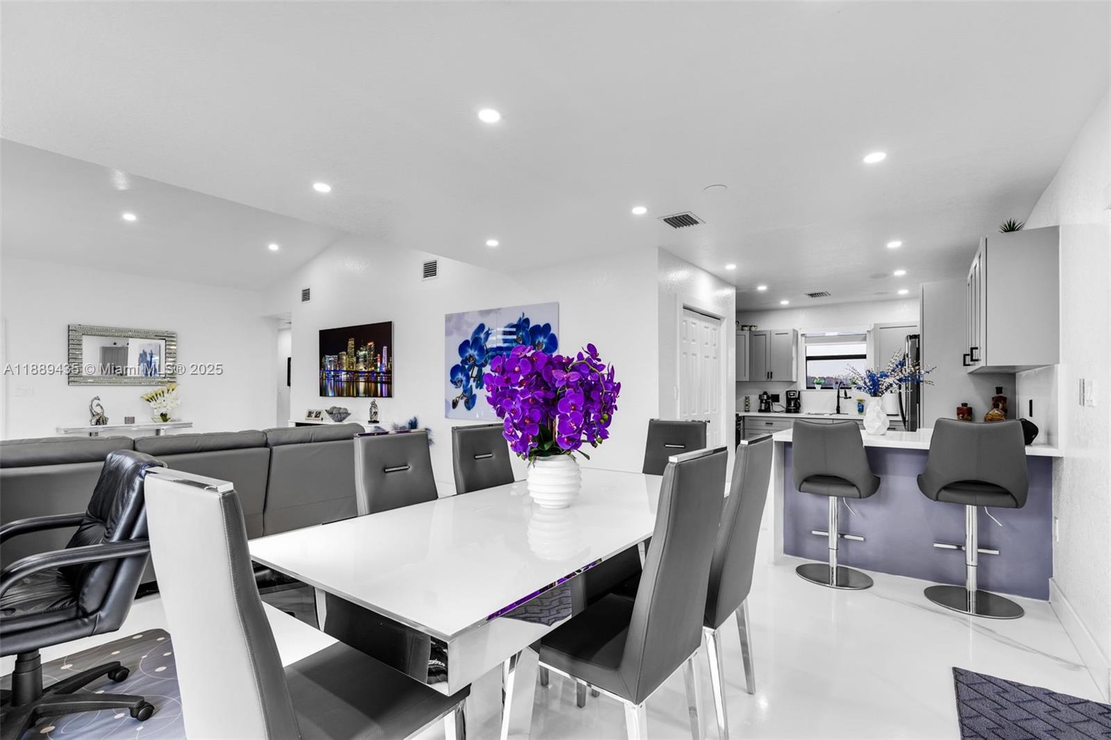 THE TROPICS AMD - Residential