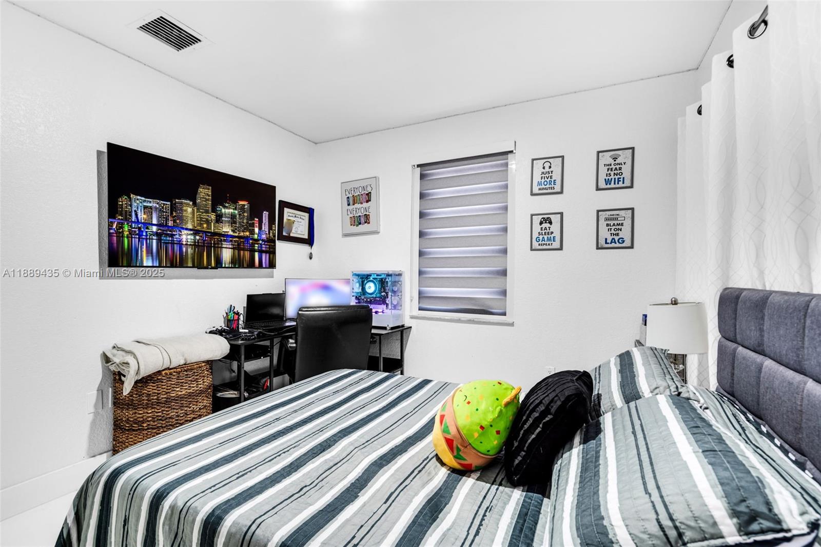 THE TROPICS AMD - Residential