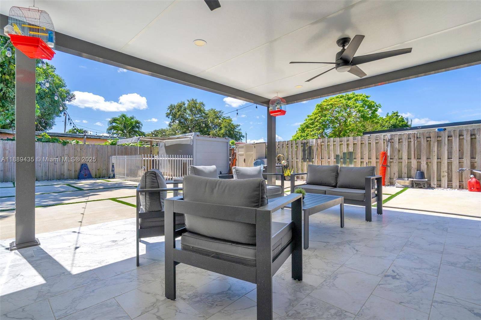 THE TROPICS AMD - Residential