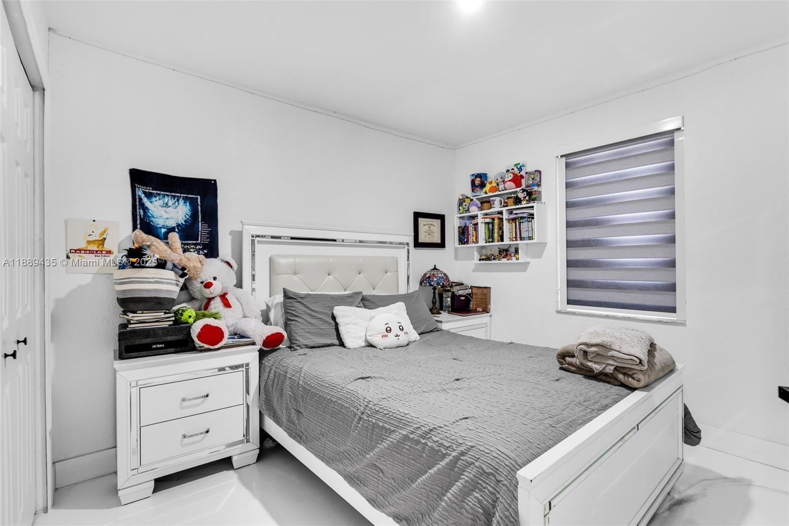 THE TROPICS AMD - Residential