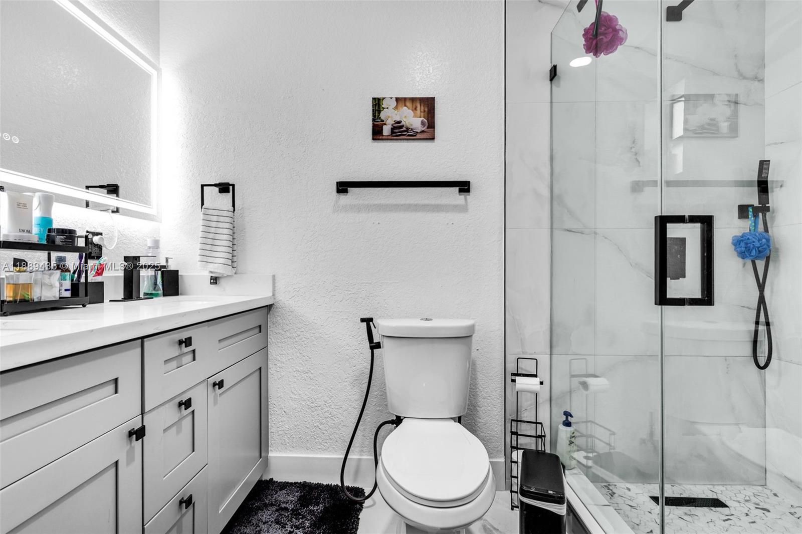 THE TROPICS AMD - Residential