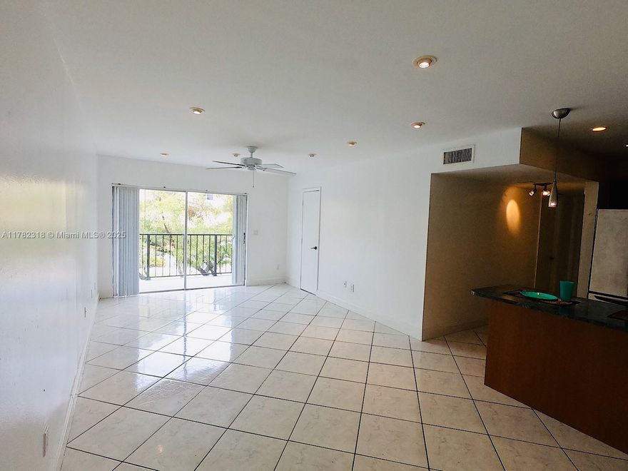 GREAT 2 BEDROOM 1.5 BATH UNIT, SECOND FLOOR APARTMENT IN GATED WATERFRONT COMMUNITY WITH AVAILABLE DOCK SPACE. TILE FLOORS, REMODELED KITCHEN, STAINLESS STEEL APPLIANCES, RECESSED LIGHTING, PARTIAL WATER VIEW, TWO BALCONIES, COMMUNITY POOL, GUEST PARKING, GREAT LOCATION CLOSE TO BEACH AND MALL.