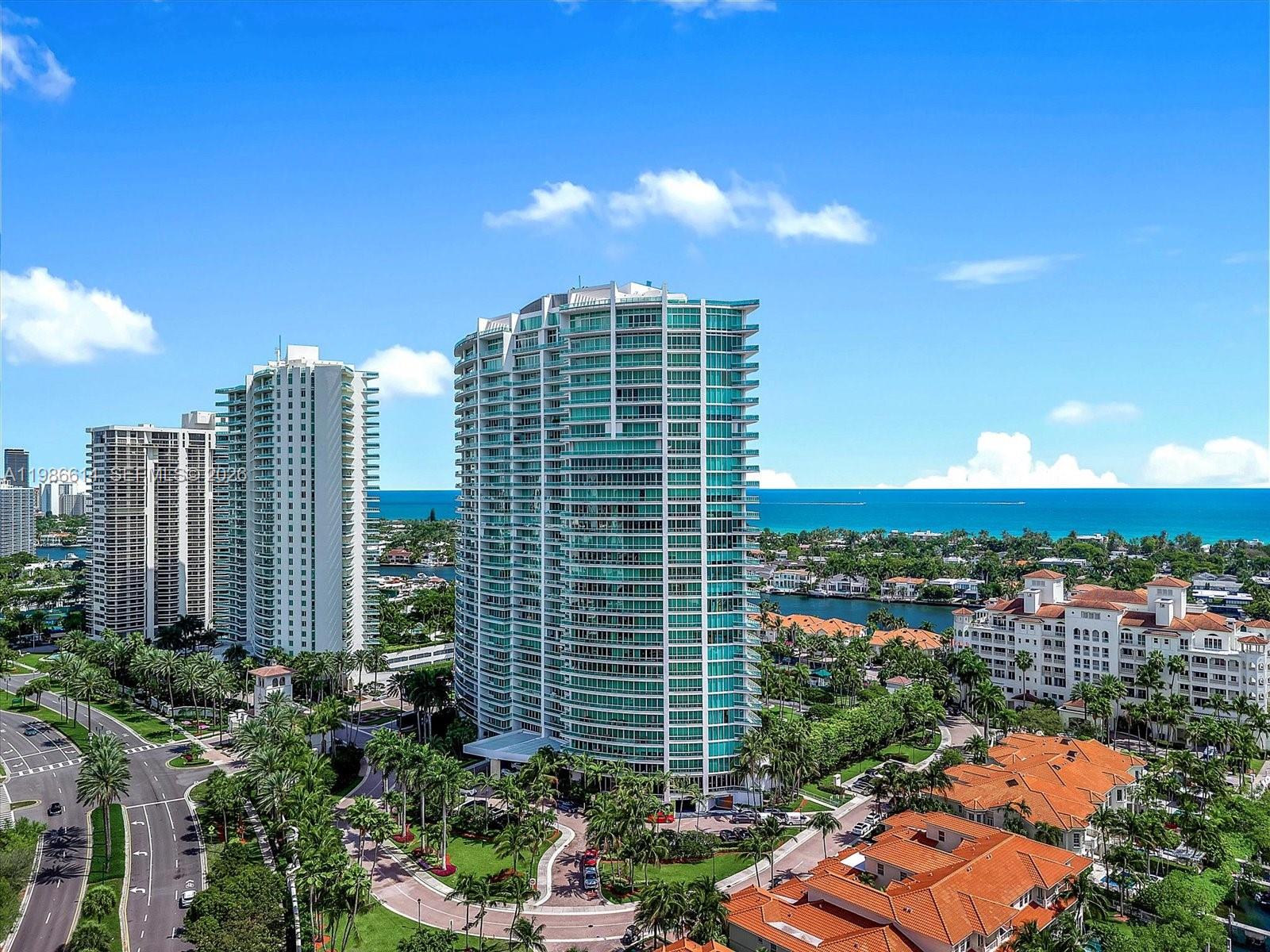 TOWERS OF PORTO VITA-SOUT - Residential