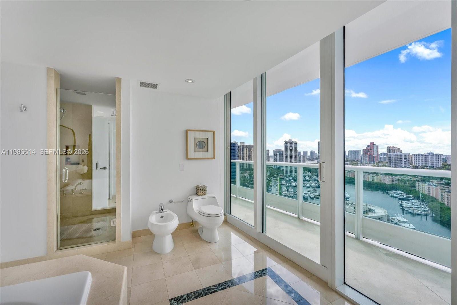 TOWERS OF PORTO VITA-SOUT - Residential