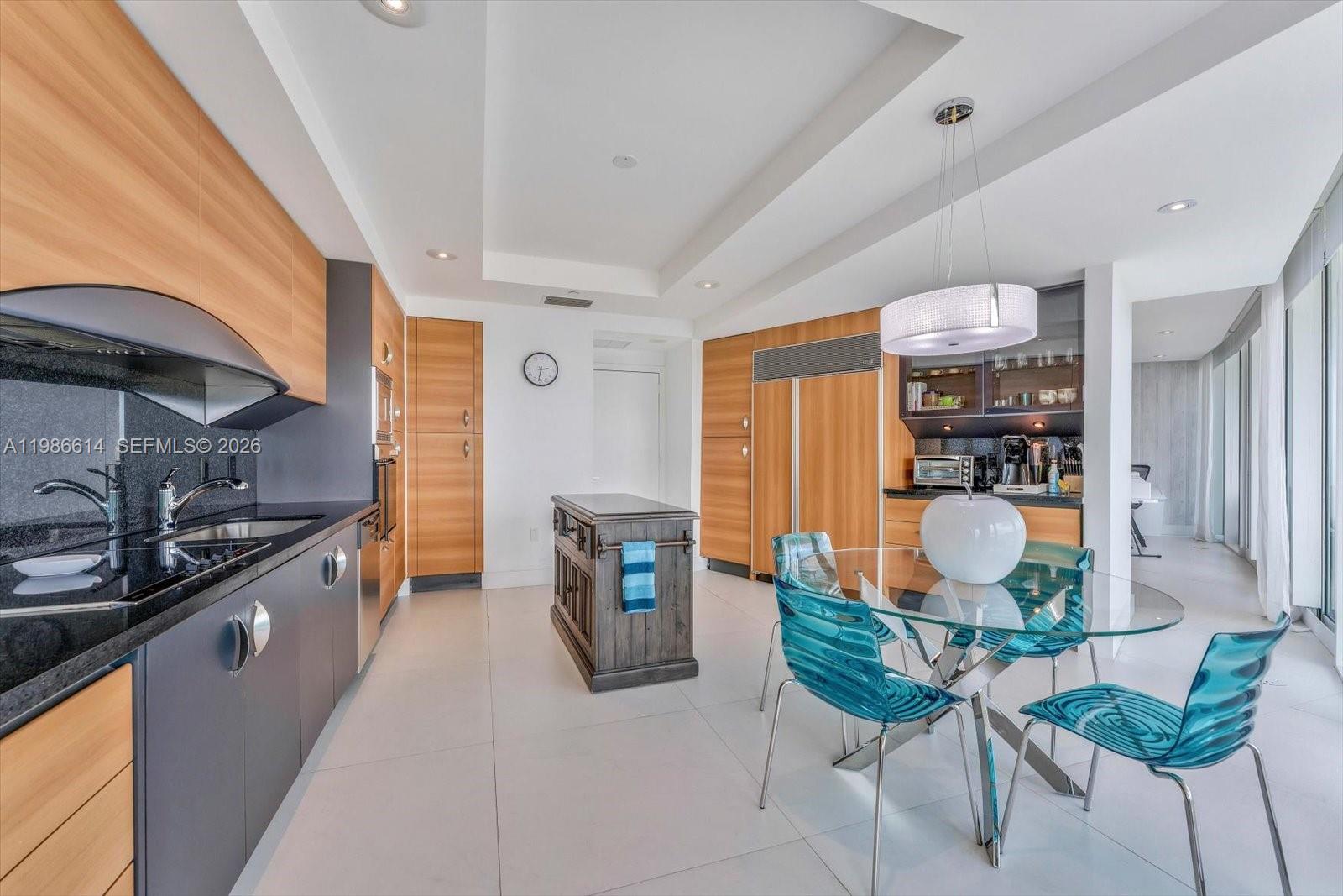 TOWERS OF PORTO VITA-SOUT - Residential