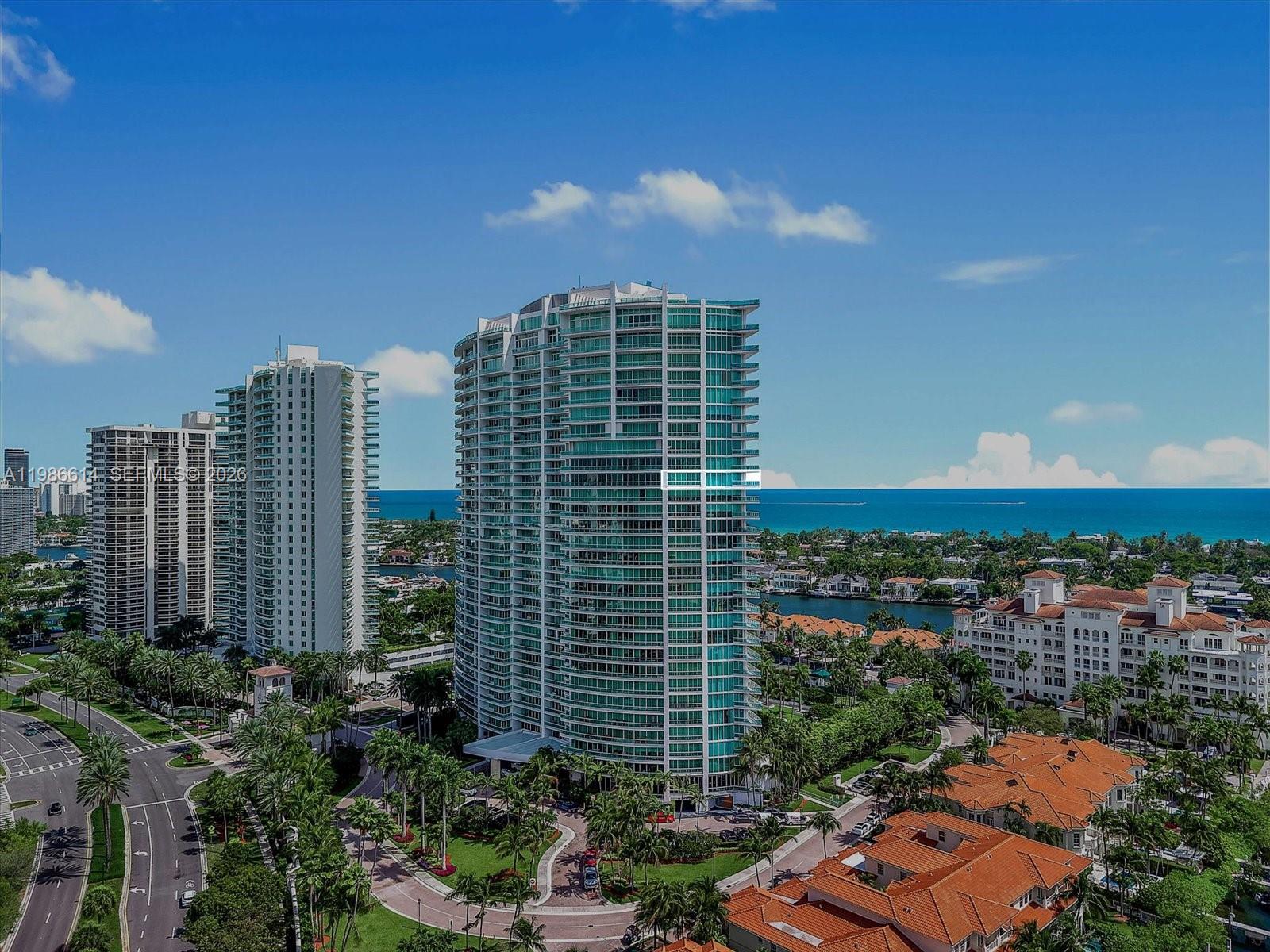 TOWERS OF PORTO VITA-SOUT - Residential