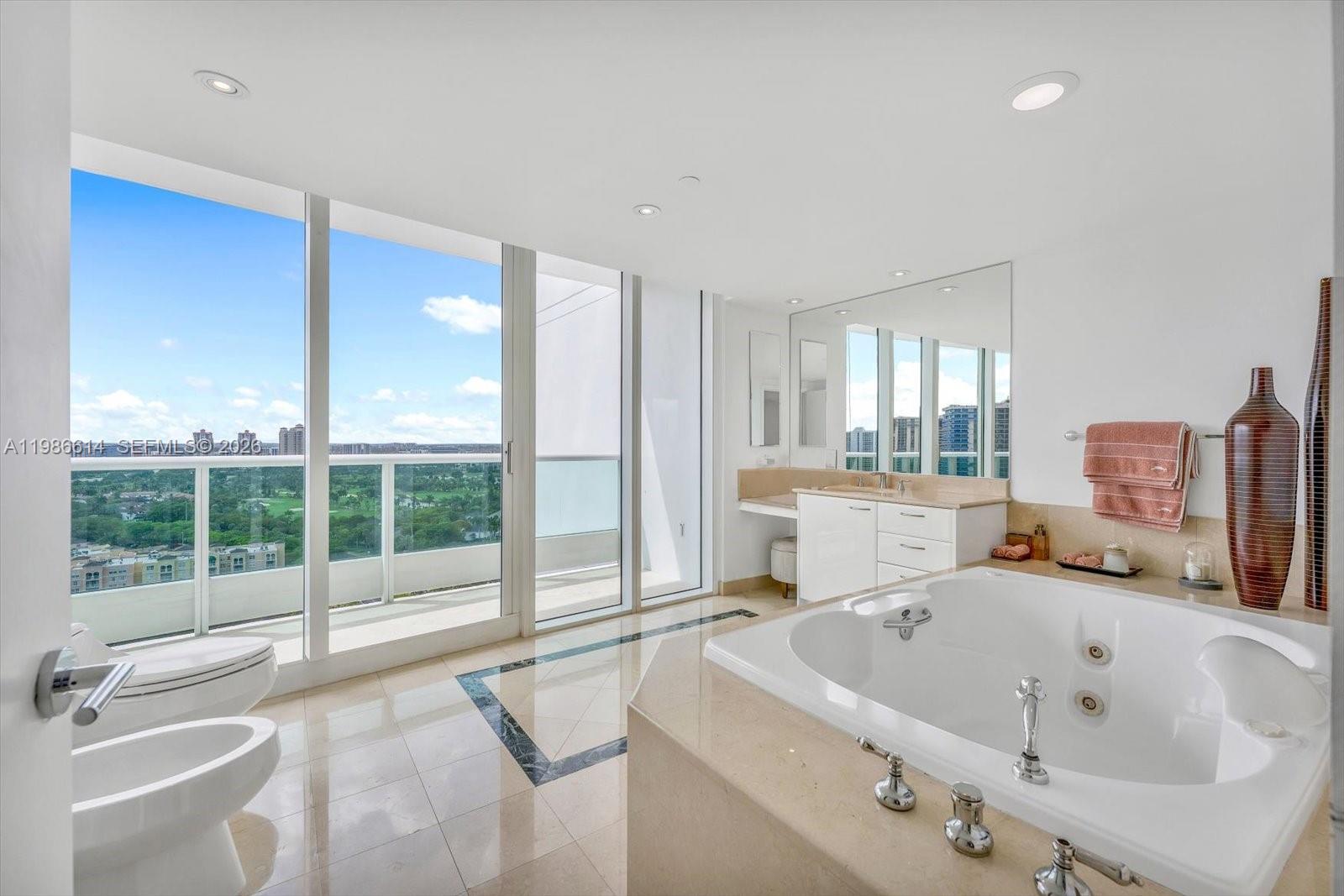 TOWERS OF PORTO VITA-SOUT - Residential