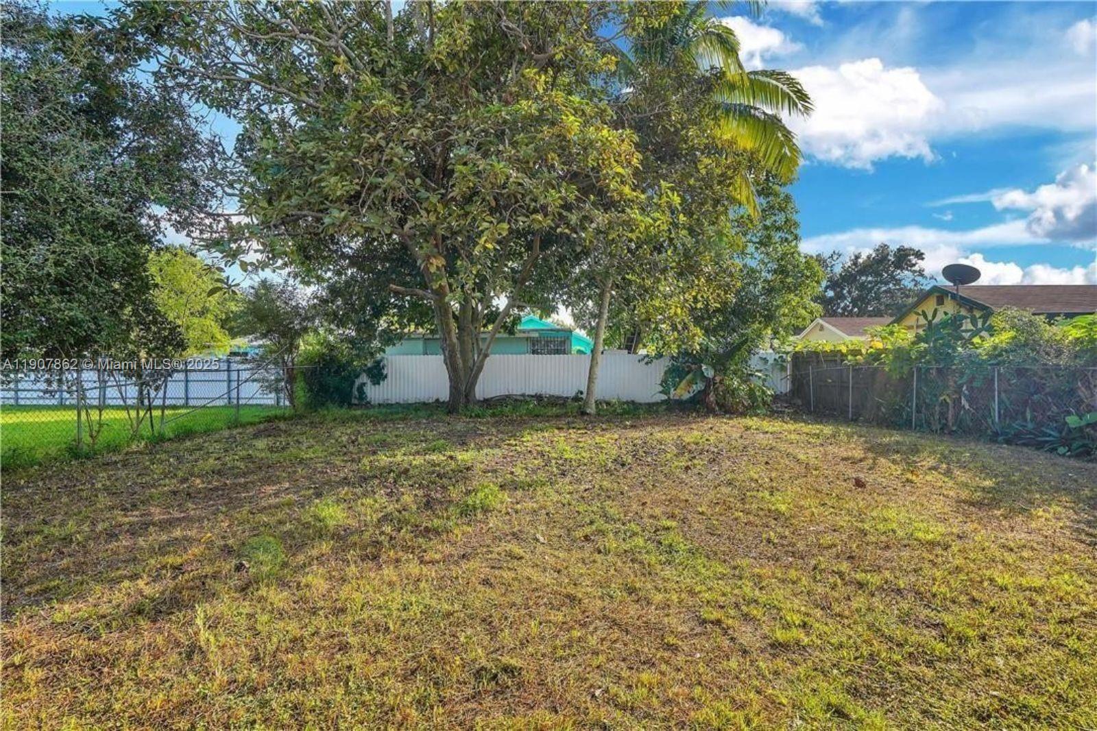 PINEWOOD PARK PL AMD 2ND - Residential