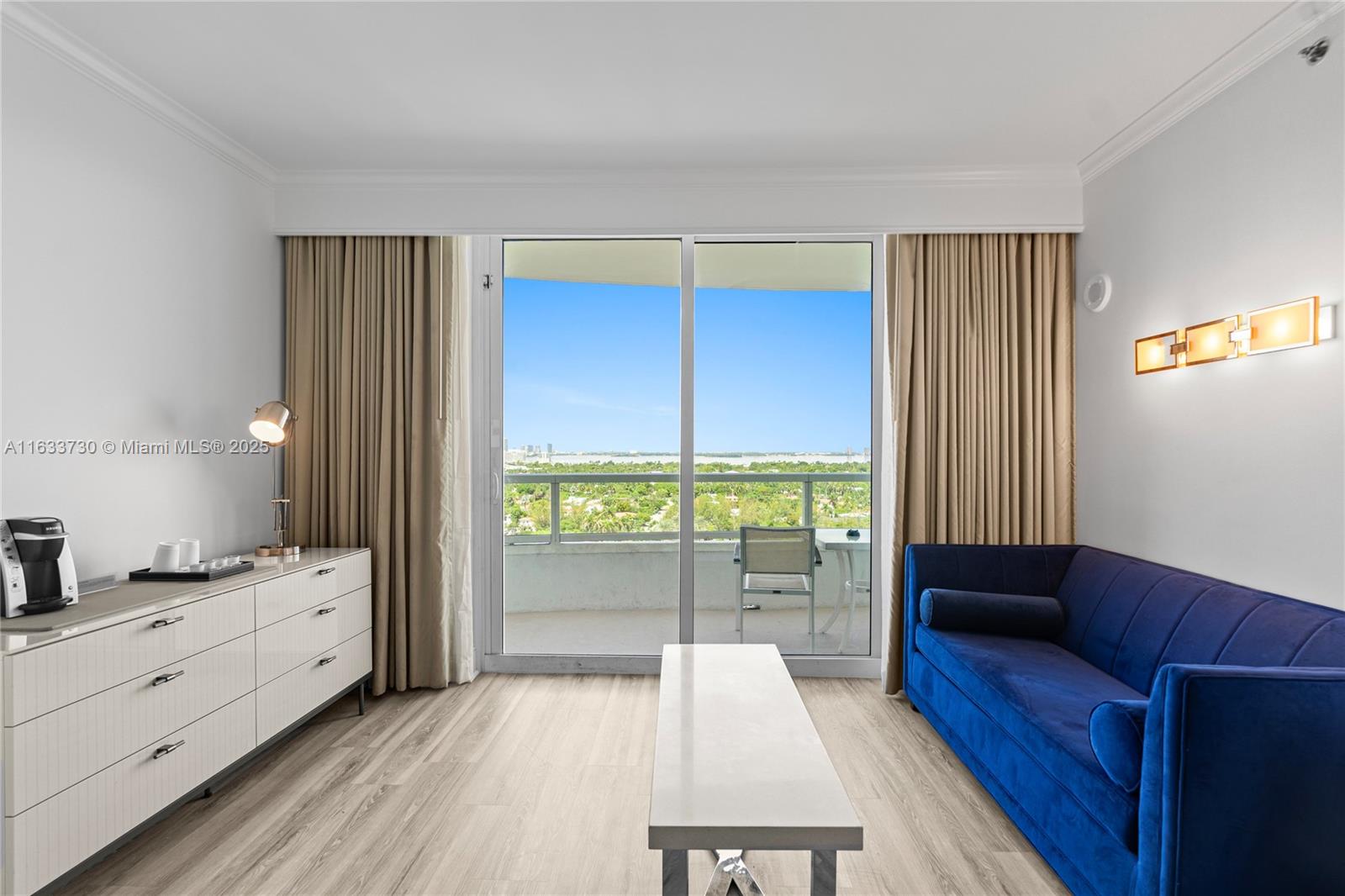 Fontainebleau II Tresor - Residential