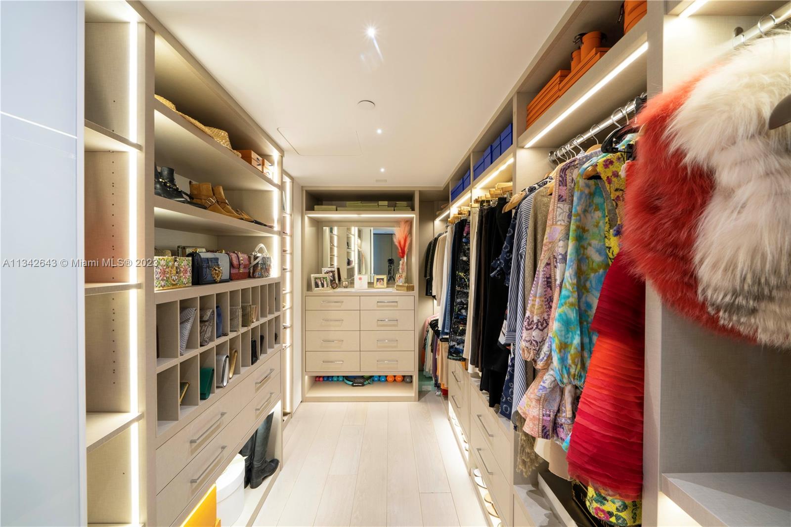 IL VILLAGGIO SOUTH BEACH - Residential