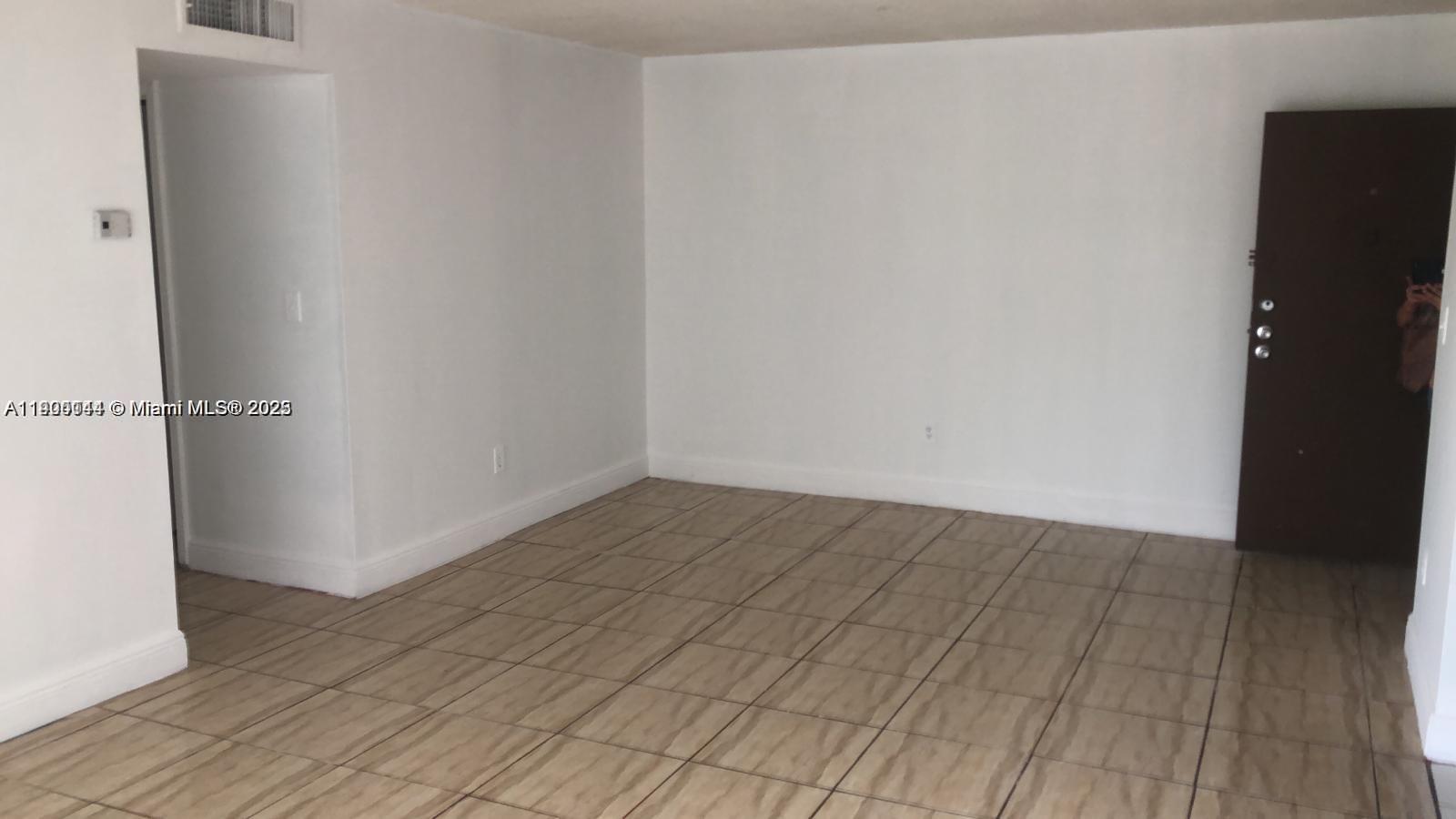 MONTECARLO CONDO - Residential Lease