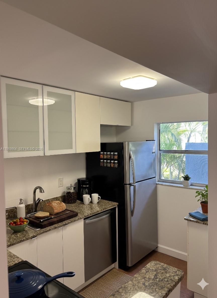 SUNWOOD CONDO - Residential