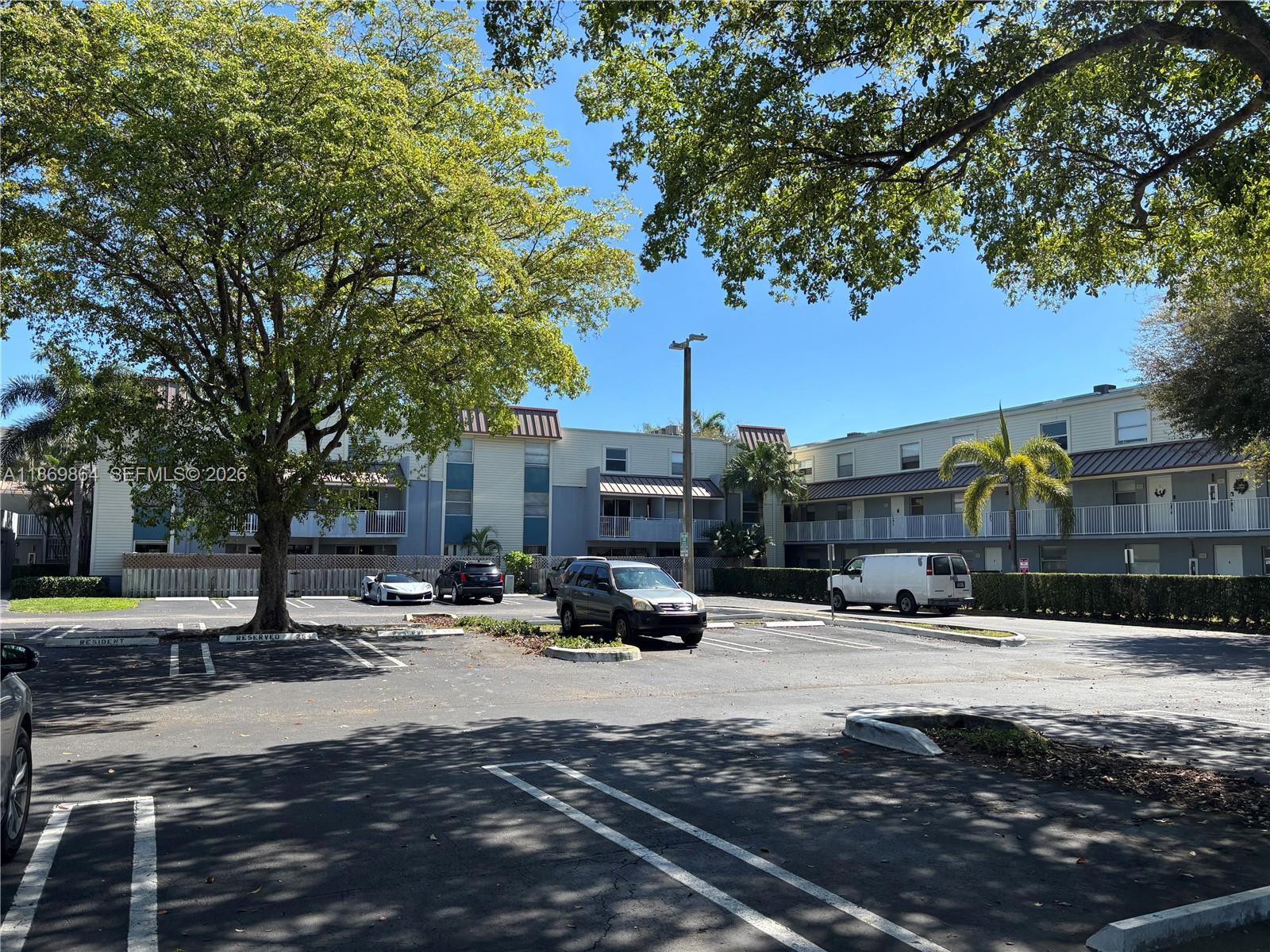 SUNWOOD CONDO - Residential