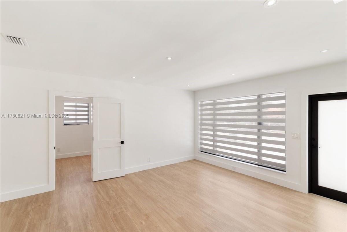 CORAL WAY PLAZA - Residential Lease