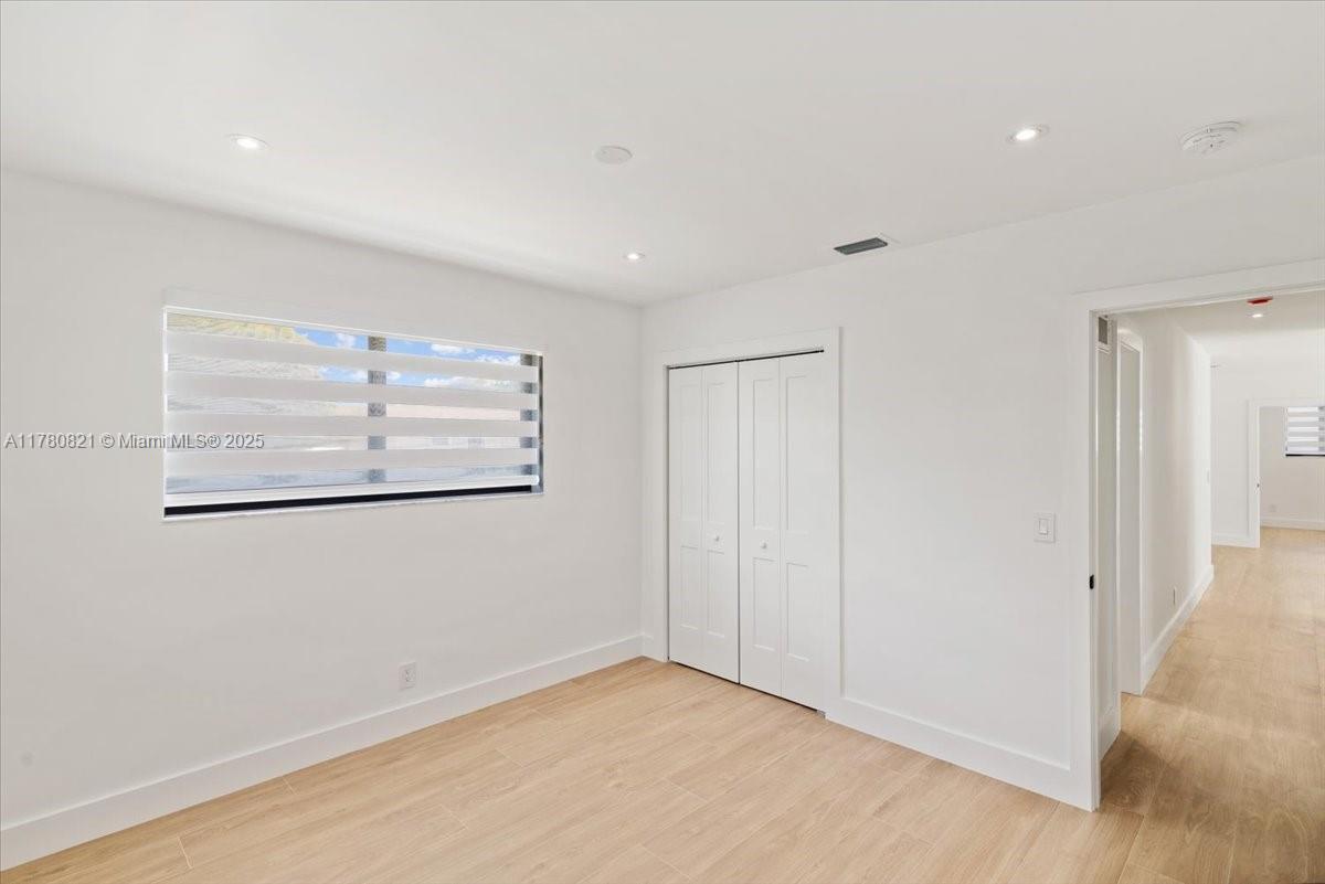 CORAL WAY PLAZA - Residential Lease