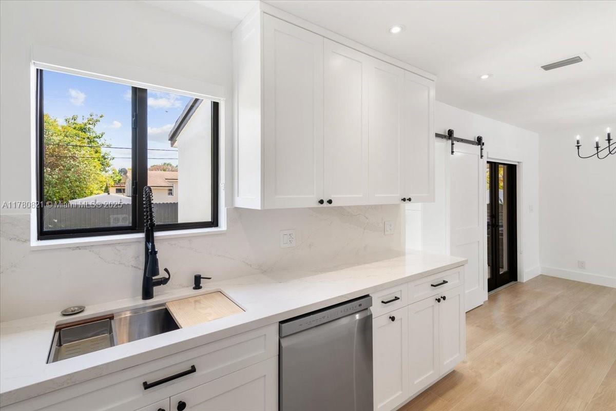 CORAL WAY PLAZA - Residential Lease