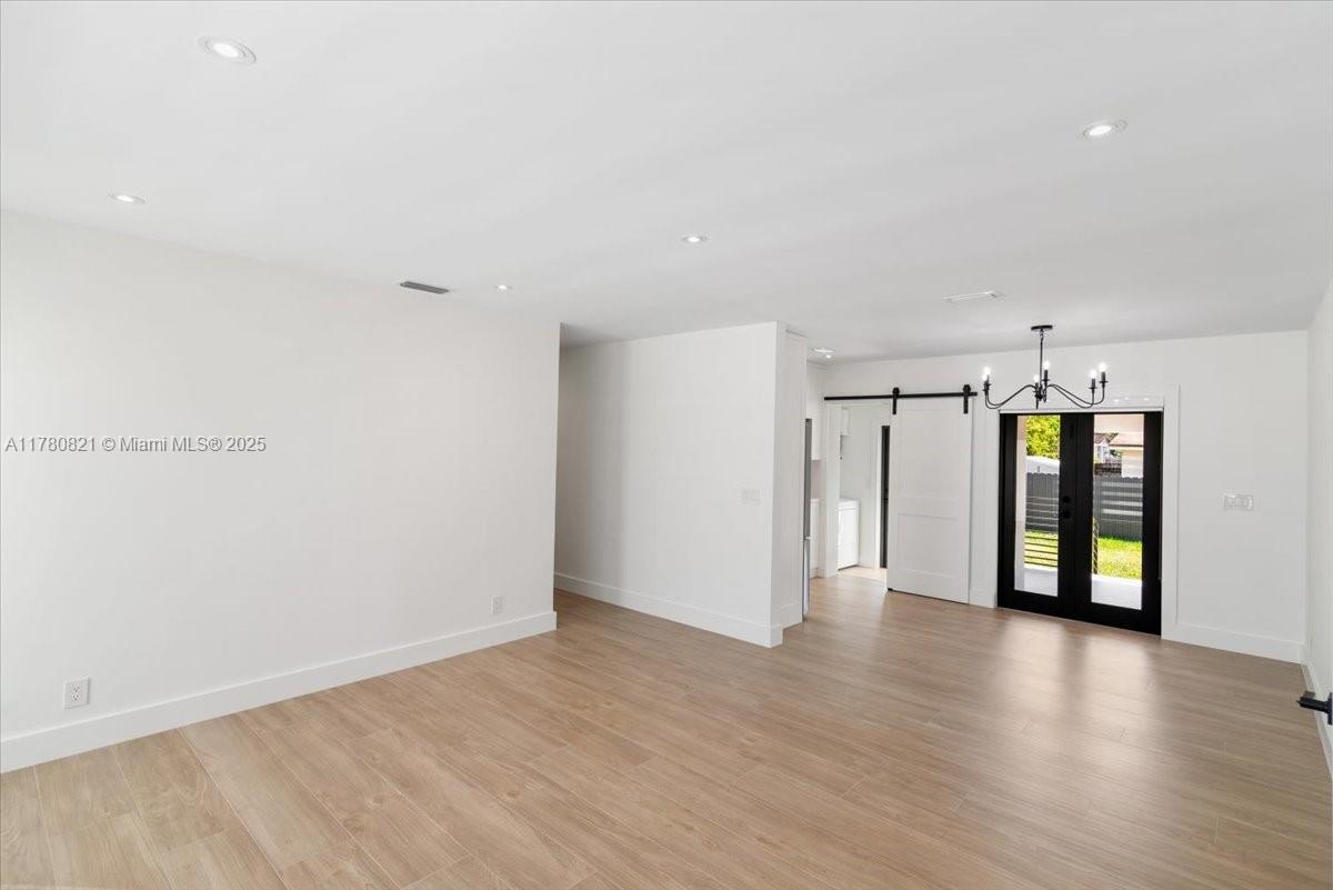 CORAL WAY PLAZA - Residential Lease