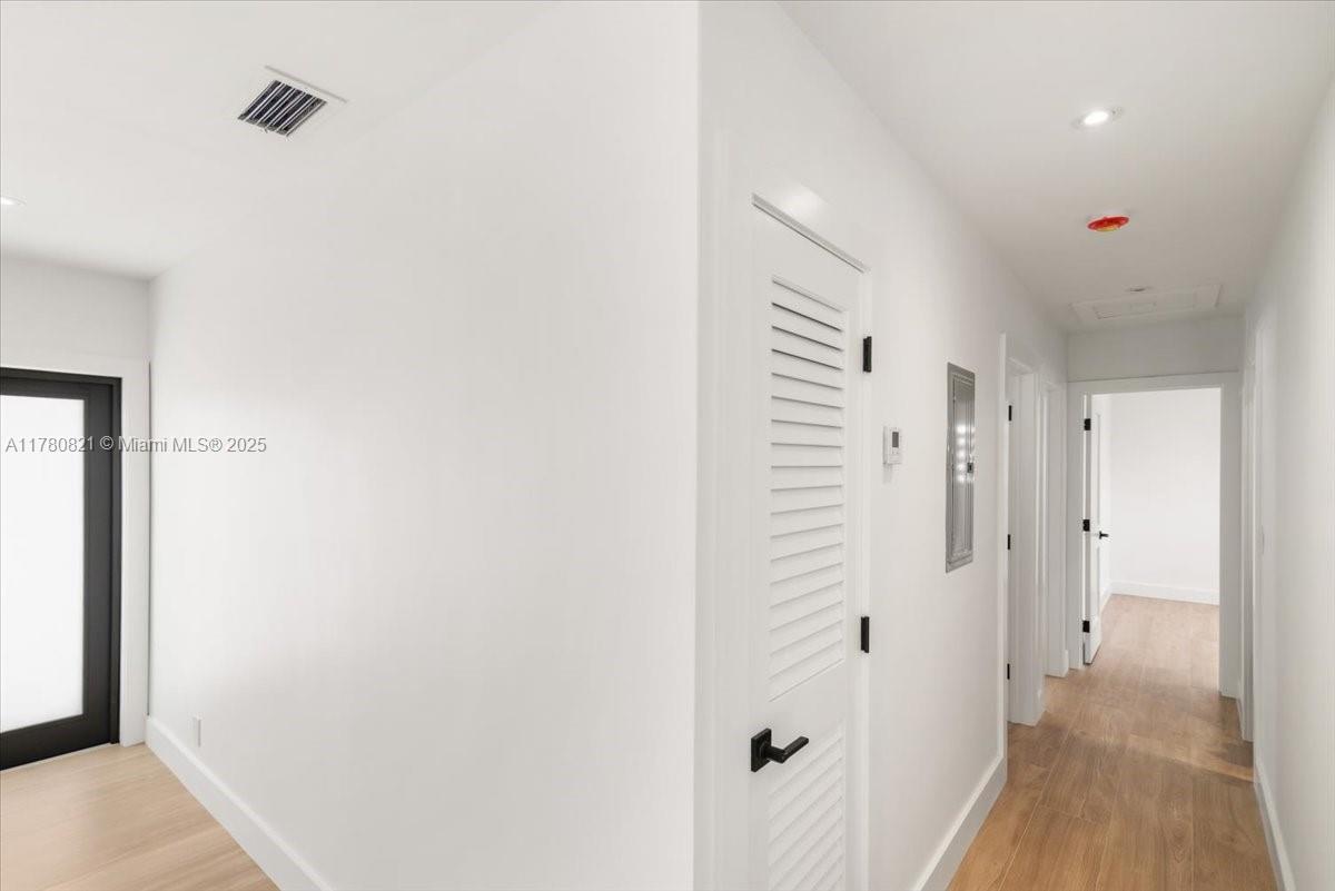 CORAL WAY PLAZA - Residential Lease