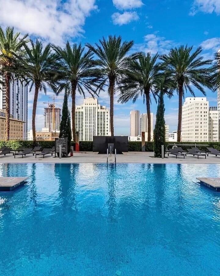 50 BISCAYNE CONDO - Residential