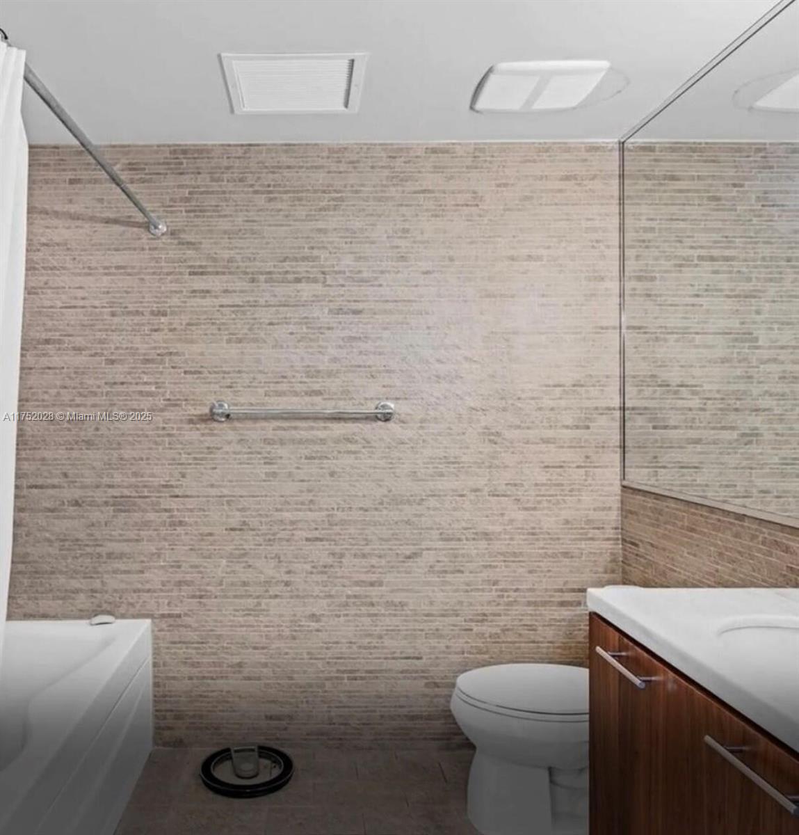 50 BISCAYNE CONDO - Residential