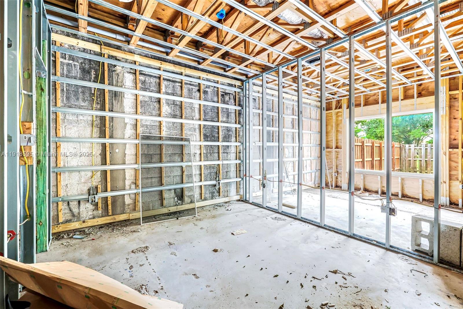 PALM-AIRE VILLAGE SECTION - Residential