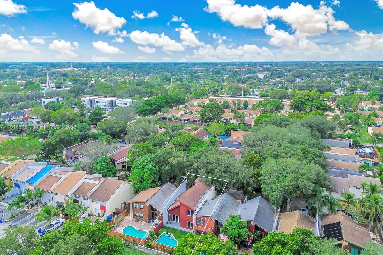 PALM-AIRE VILLAGE SECTION - Residential