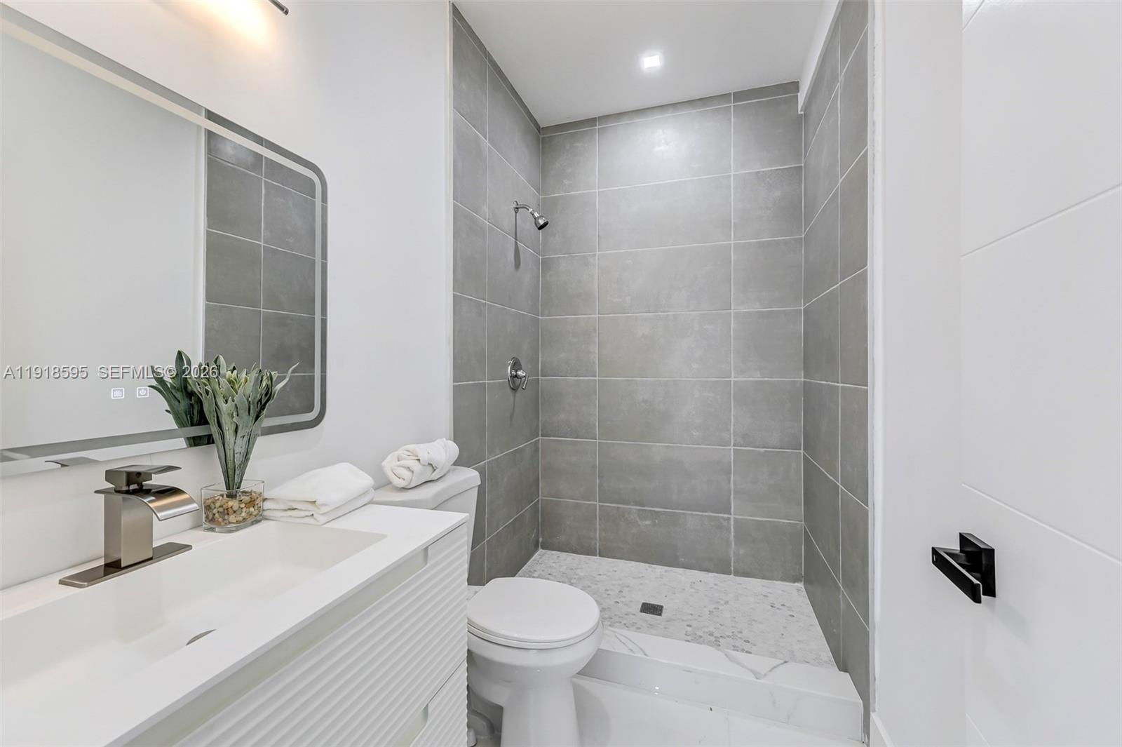 PALM-AIRE VILLAGE SECTION - Residential