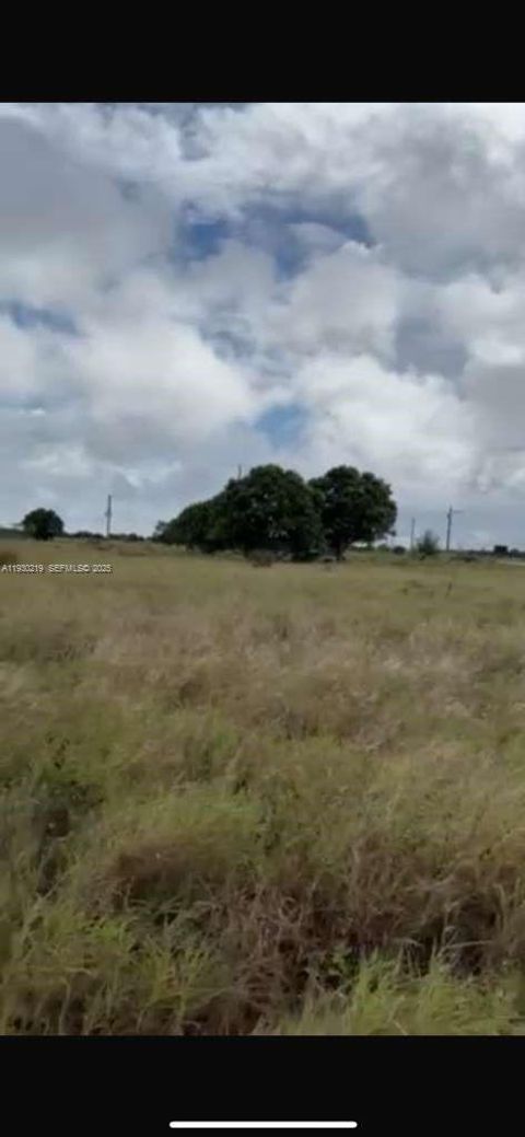 2700 powerline road Avon Park FL 33825