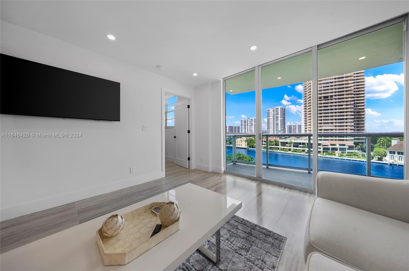 OCEANVIEW BUILDING A COND - Residential