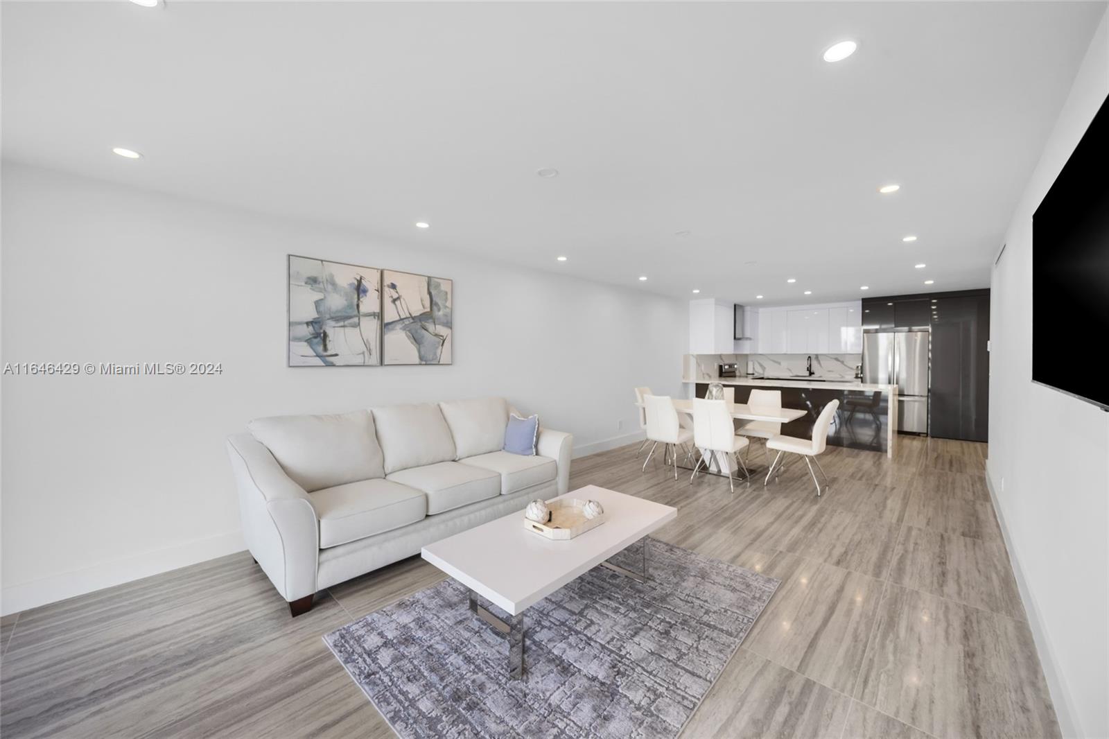 OCEANVIEW BUILDING A COND - Residential