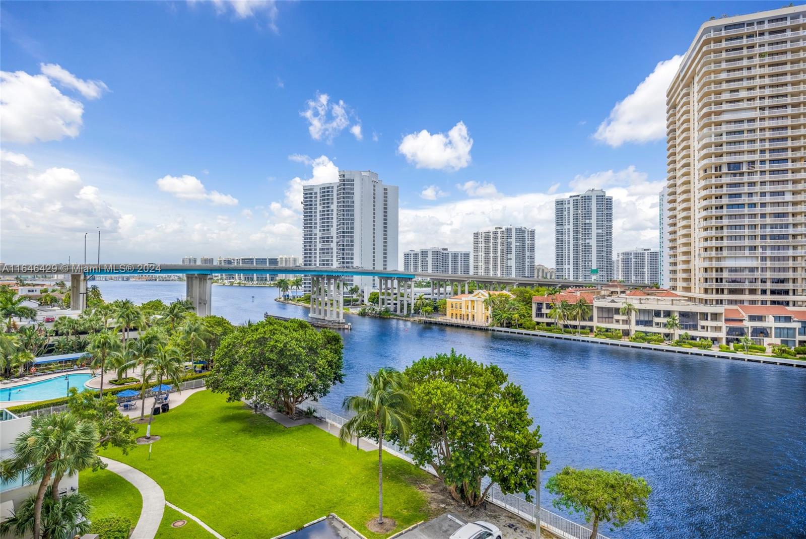 OCEANVIEW BUILDING A COND - Residential