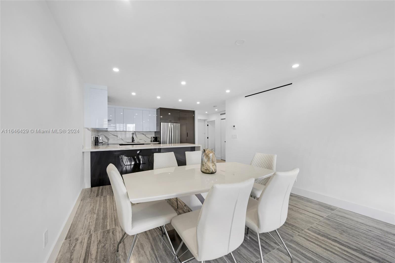 OCEANVIEW BUILDING A COND - Residential