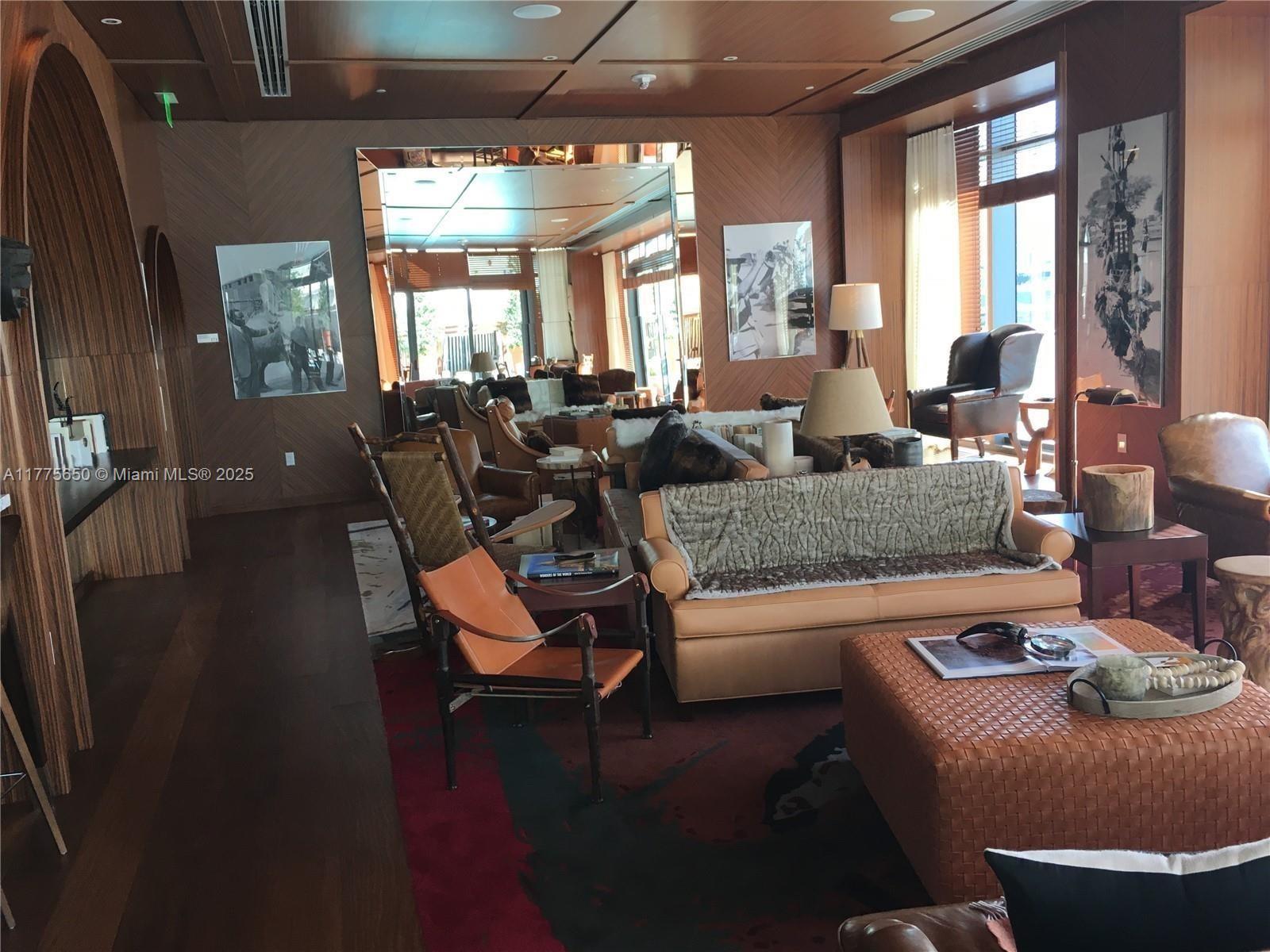 DUA MIAMI - Residential