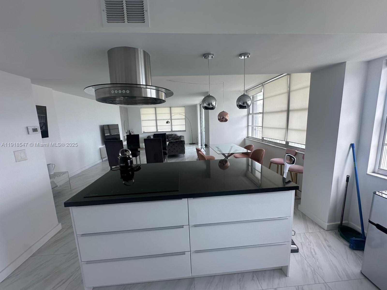 ADMIRALS PORT CONDO-EAST - Residential