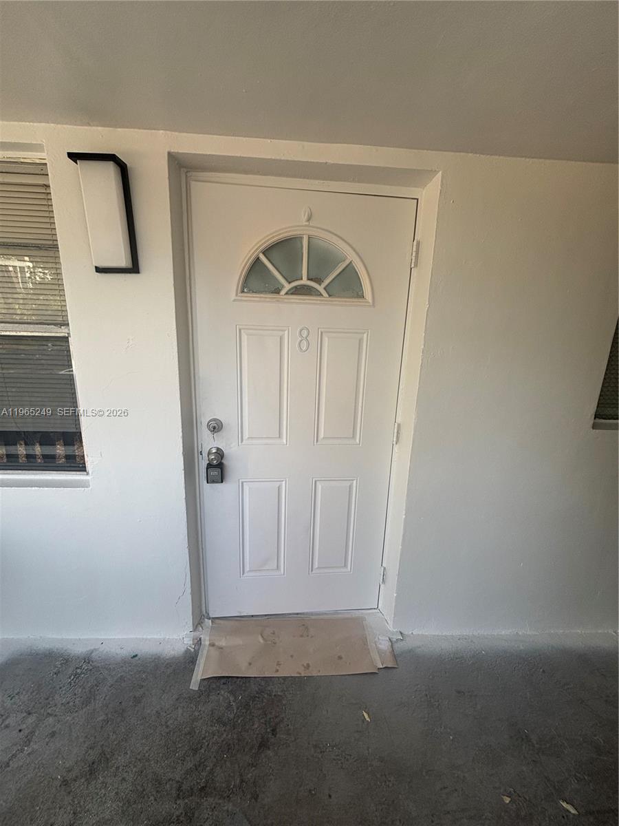 FT LAUDERDALE B-40 - Residential Lease