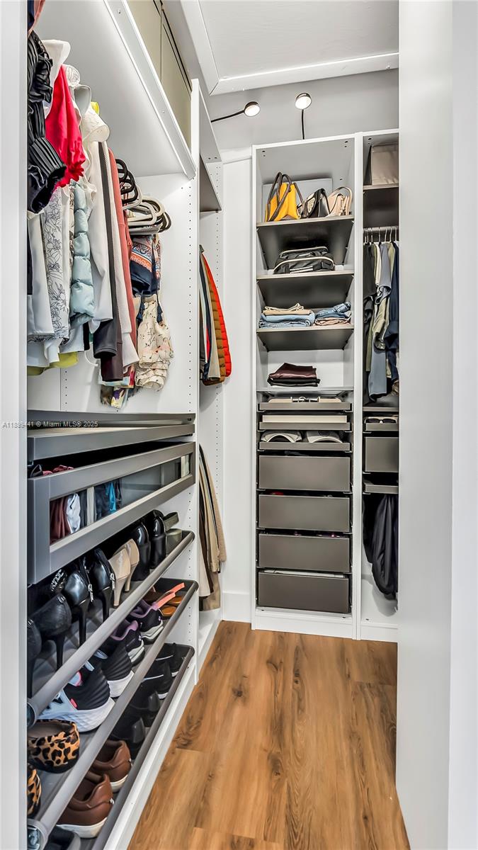 SHENANDOAH SECTION ONE - Residential Lease