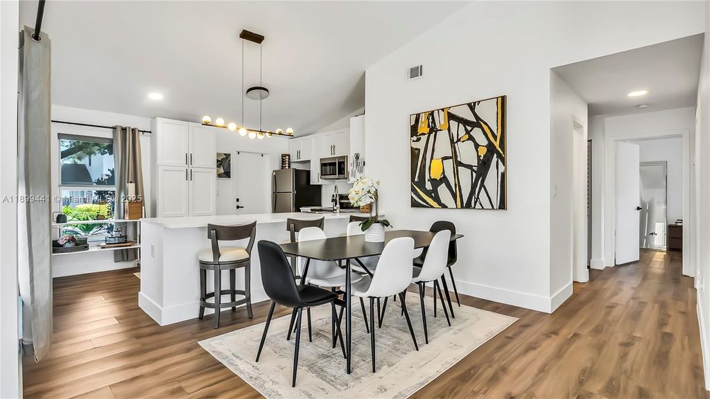 Photo of 651 Shiloh Ter #651, Davie, FL 33325 (MLS # A11899441)