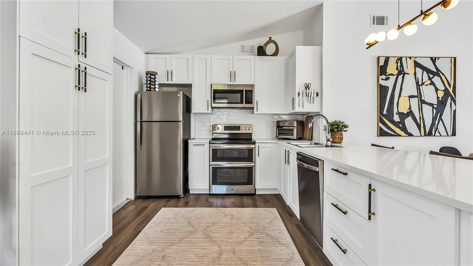 SHENANDOAH SECTION ONE - Residential Lease