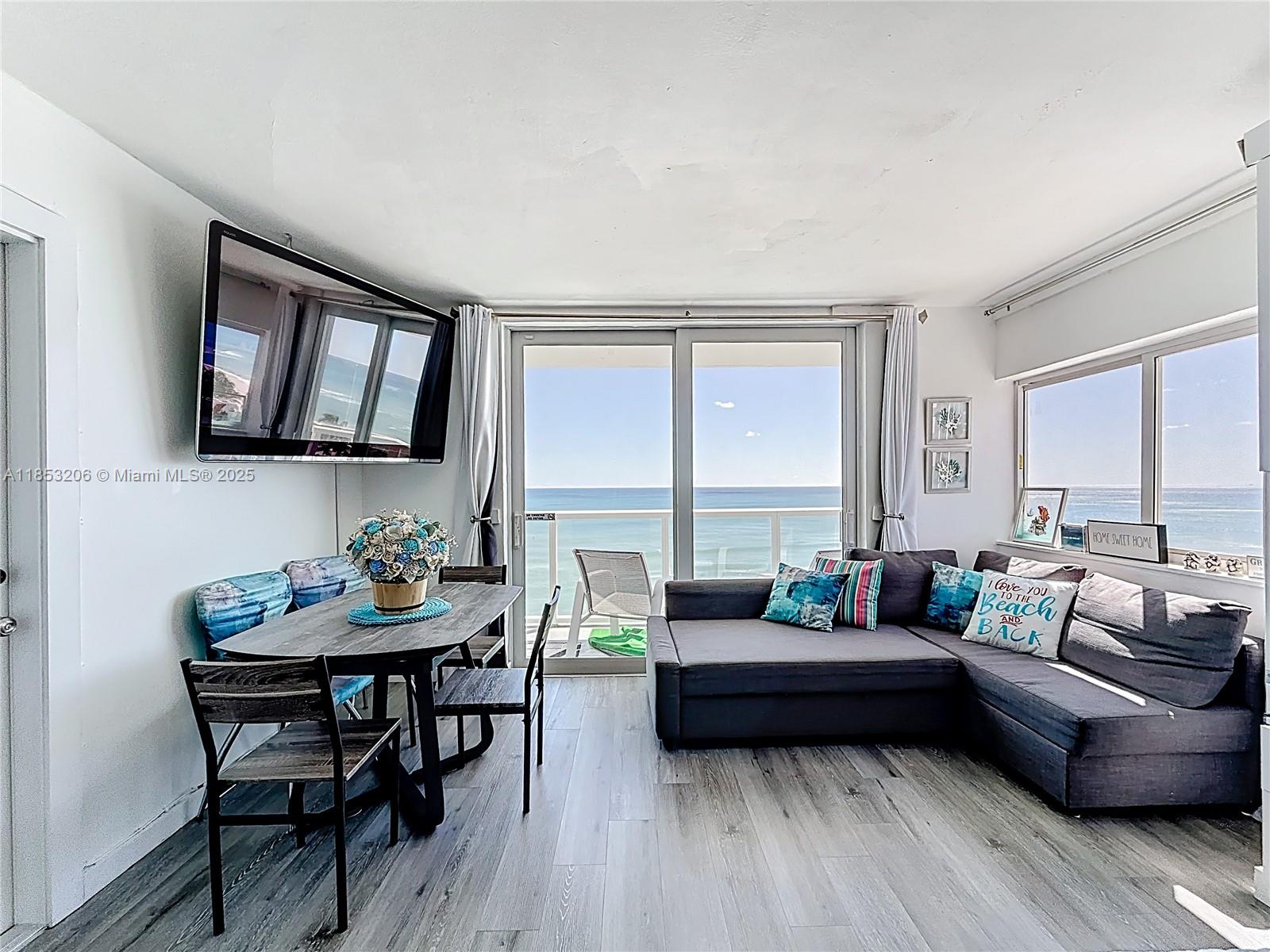 THE AVENTURA BEACH CLUB C - Residential Lease